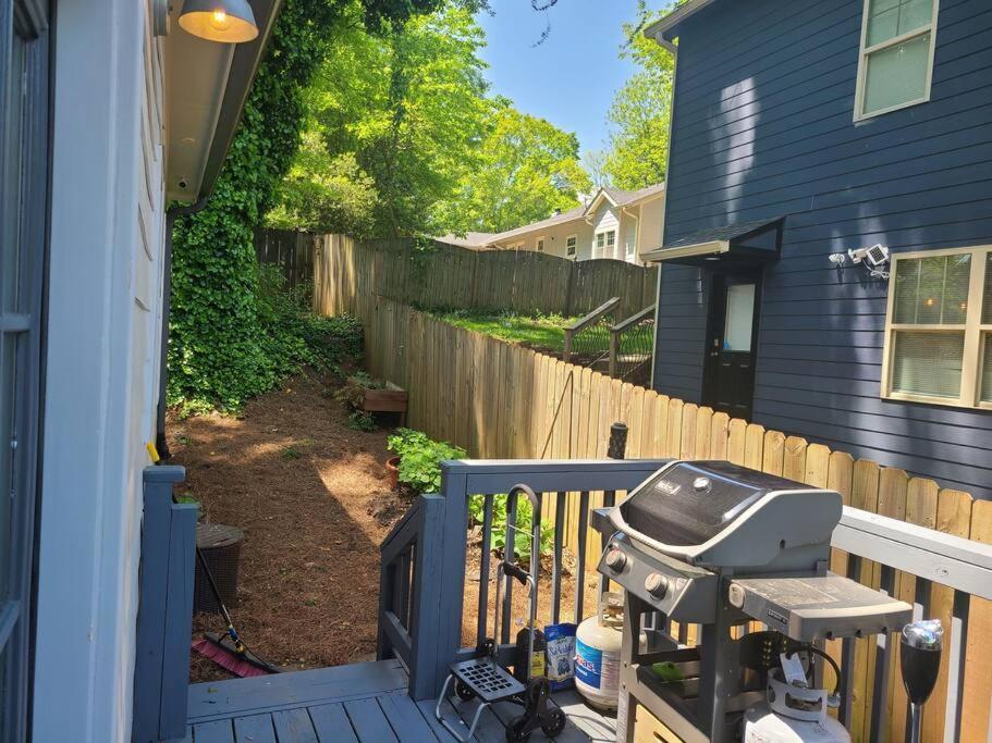 West End Modern Atlanta 3 Bedroom Bungalow Exterior foto