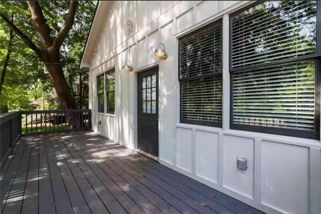 West End Modern Atlanta 3 Bedroom Bungalow Exterior foto